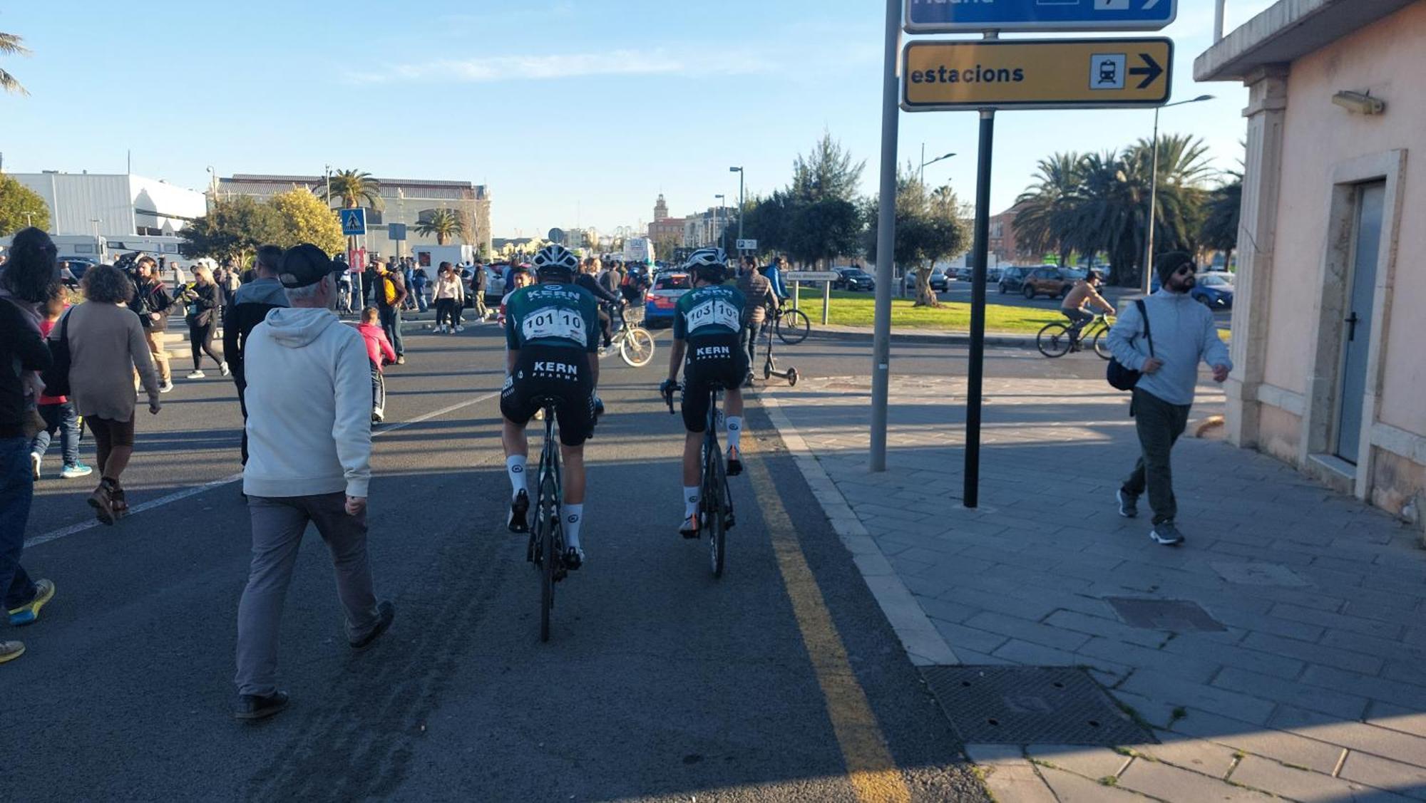 Lyesblb Aparthotel Valencia Luaran gambar