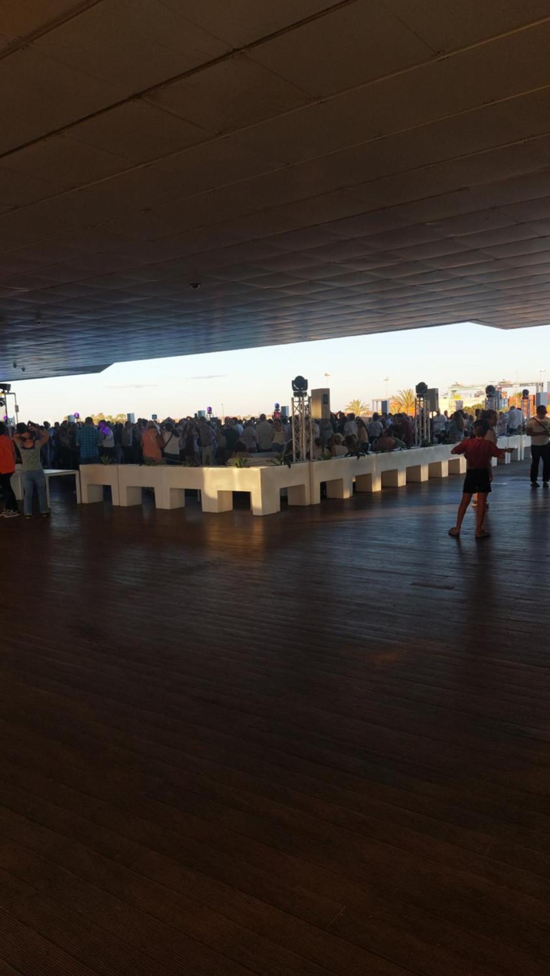 Lyesblb Aparthotel Valencia Luaran gambar